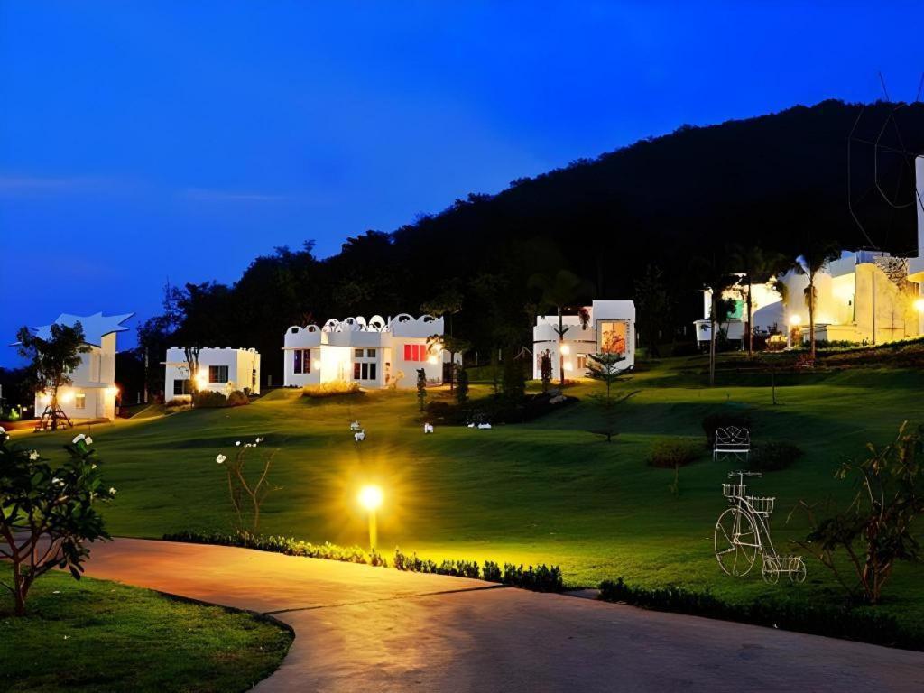 The Buda Resort Muaklek Muak Lek Kültér fotó