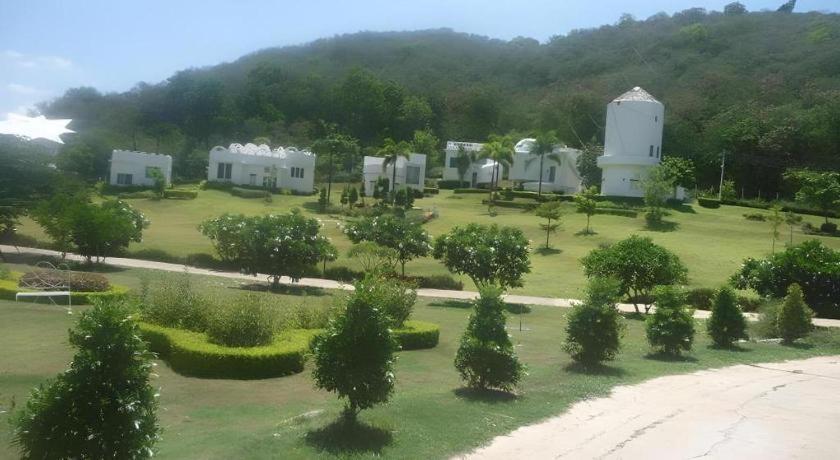 The Buda Resort Muaklek Muak Lek Kültér fotó